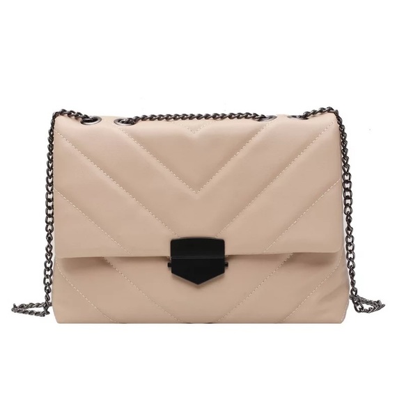 SALE Nude Envelope Bag with Chain Strap - Picture 1 of 3